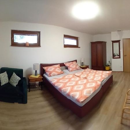 Villa Utulny Domcek Privat Bedrich Poprad Exterior foto