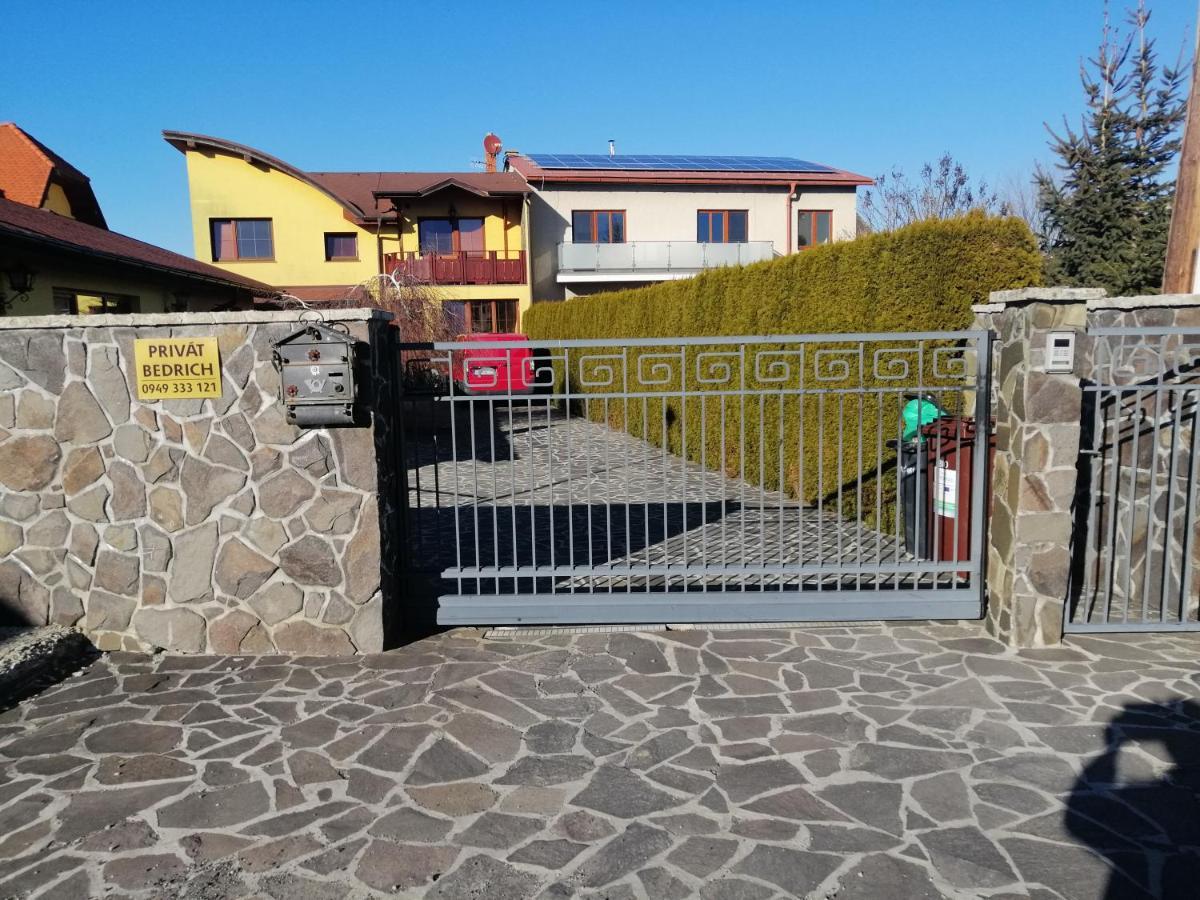 Villa Utulny Domcek Privat Bedrich Poprad Exterior foto