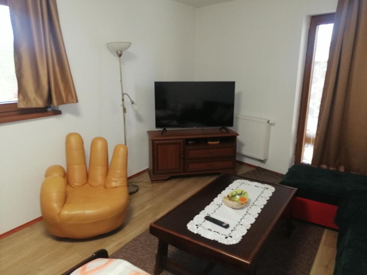 Villa Utulny Domcek Privat Bedrich Poprad Exterior foto